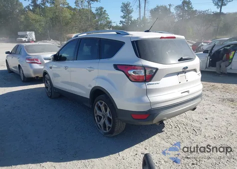 2017 Ford Escape Titanium из США, поврежденный, VIN 1FMCU0JD9HUD72391